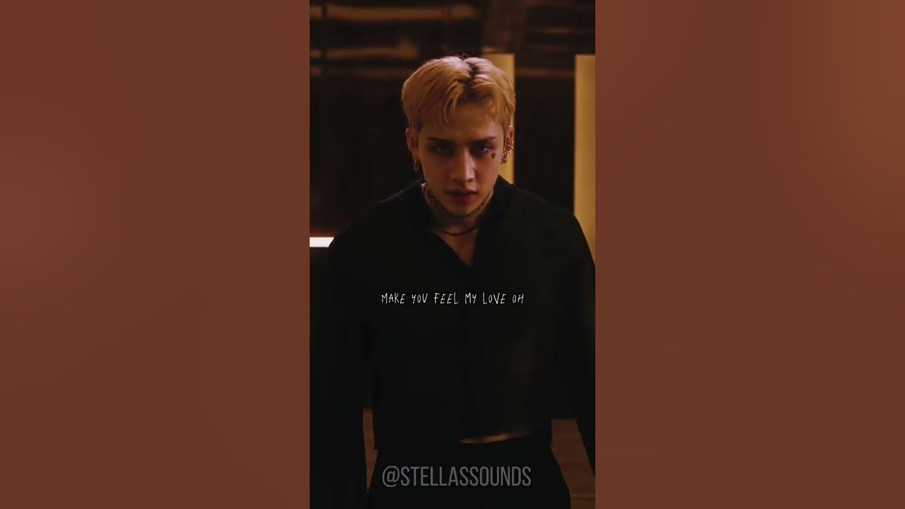 Red lights bang. Хёнджин ред Лайтс. Банчан ред Лайтс. Red Lights Stray Kids. Ред Лайтс СКЗ.