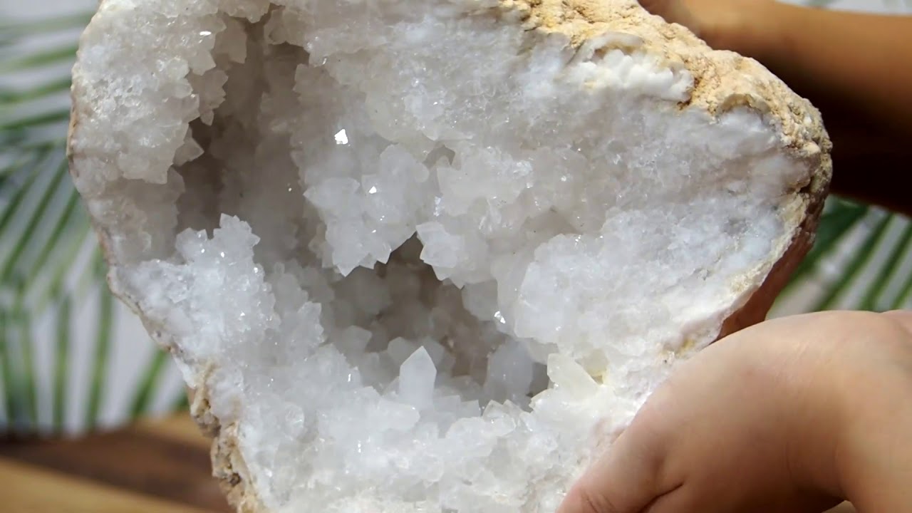 7.55kg Calcite Geode Set with Amethyst J709 6 YouTube player
