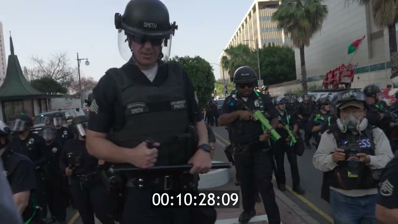 DTLA Anti-ICE Protests and Riots June 9 2025 - Los Angeles REEL