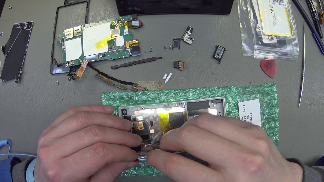 New Sony Xperia Z5 Compact disassembly E5803