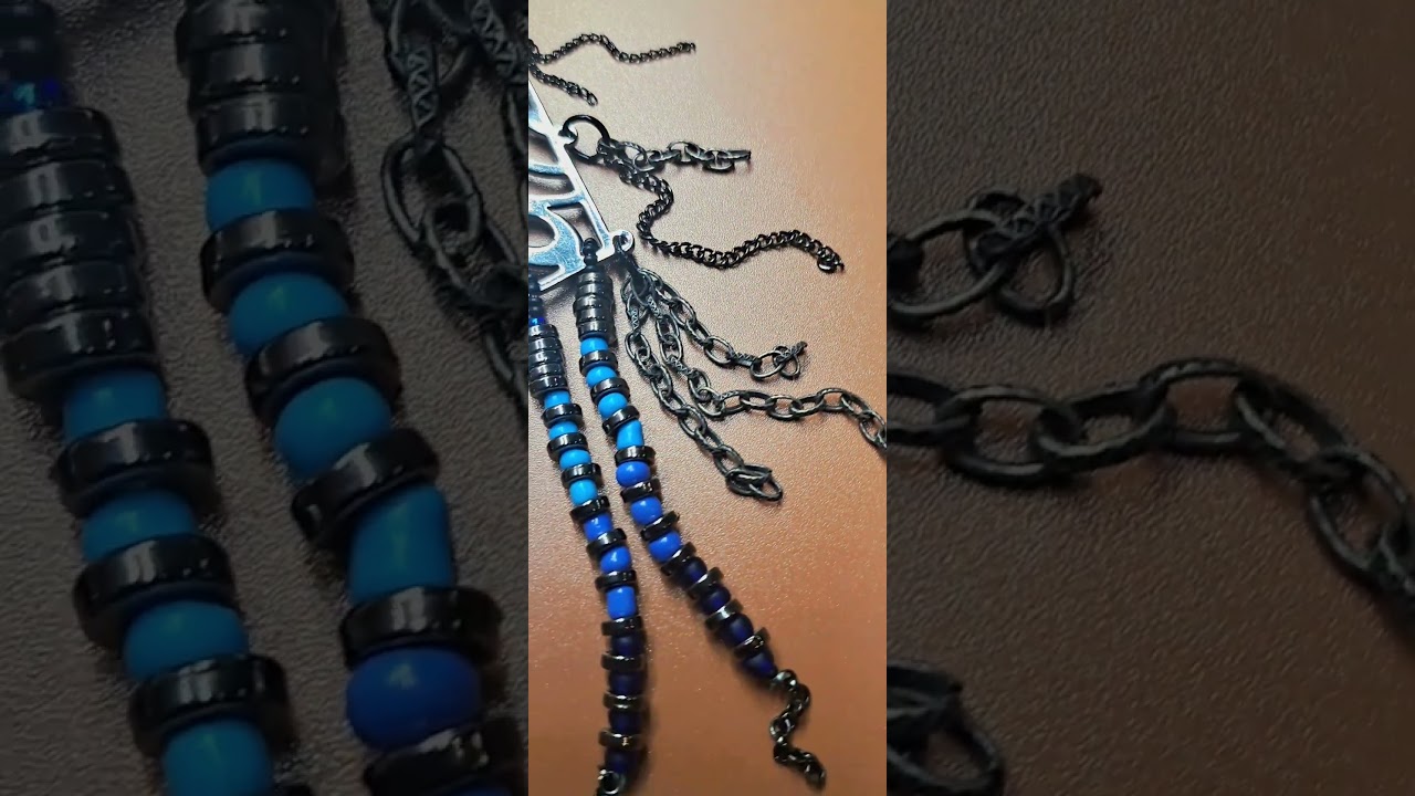 Fish☠️Bones🌊  Hematone jellyfish key charm, with cascading blue tentacles🪼On a snap💥swivel closure