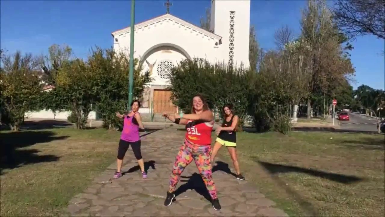 EL ANILLO - Jennifer Lopez / ZUMBA video editing software free