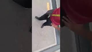 ABANG ASKAR MENGAMUK NASIB BOLEH SETTLE  SIAPA YANG SALAH NI YA???