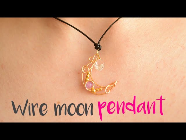 Top more than 143 moon shaped necklace