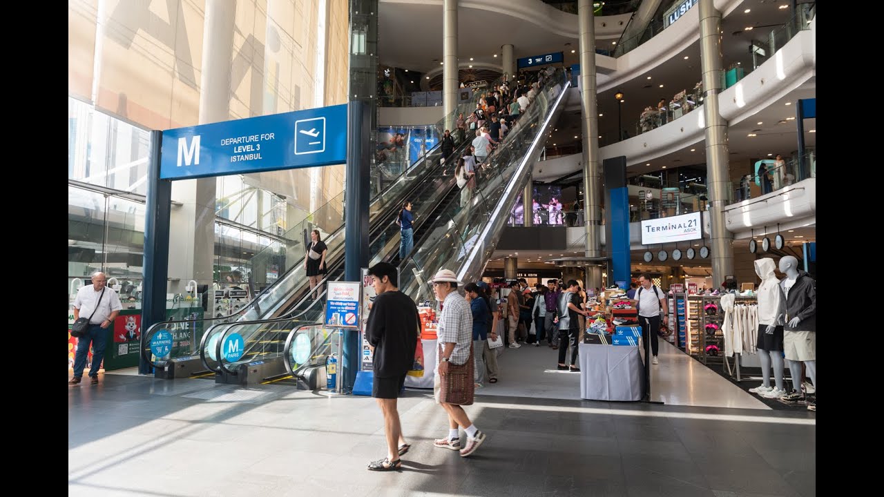 [4K] Walking inside Terminal 21 Asok showcasing vibrant Bangkok moments and everyday city movement
