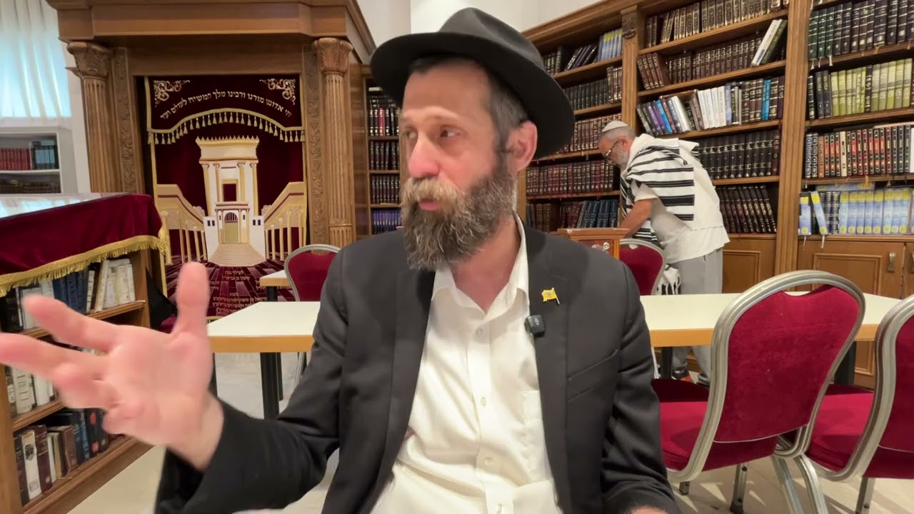 פתיחת פרק מד: אהבה שהיא ירושה לכל יהודי - הרב מנחם מיידנצ'יק, ב' אייר | פרק מ"ד