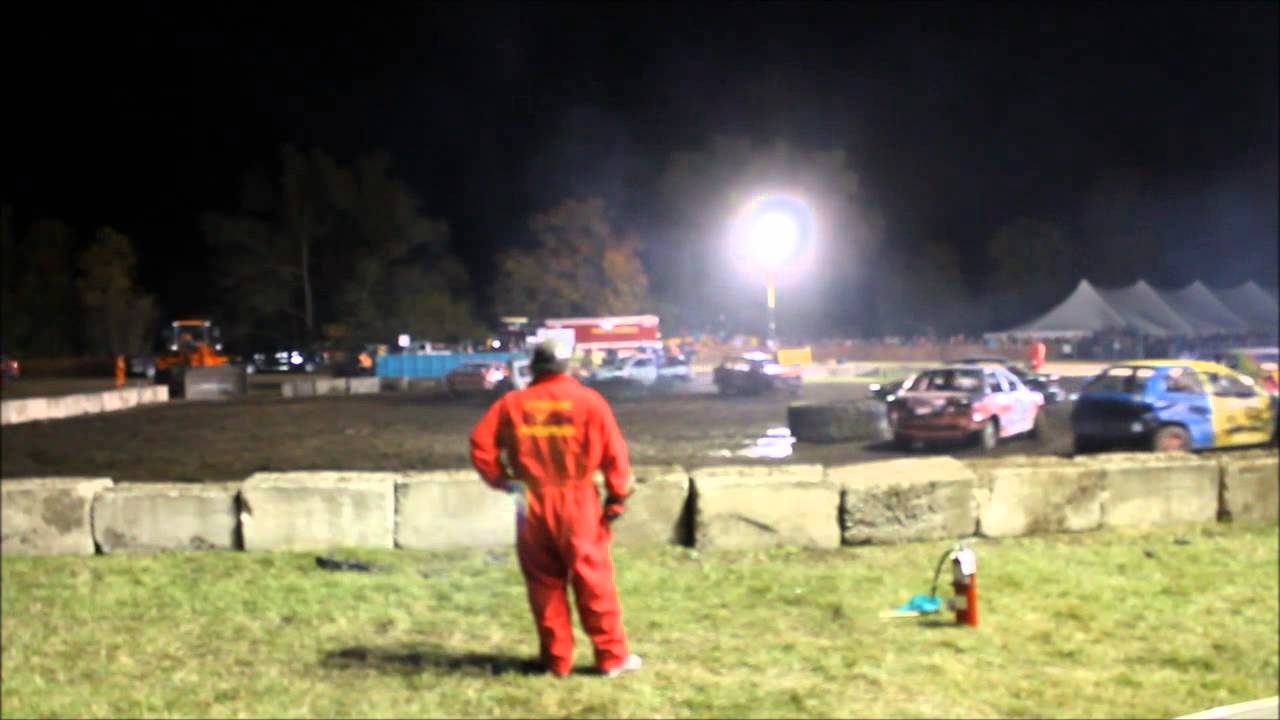 demolition derby 2015 ERIN DEMOLITION DERBY FIG 8 HEAT 3