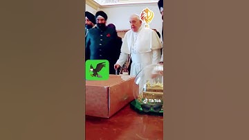 Thumbnail of Pope Francis Was Head Of Catholic Church Visiting Sikh Holiest Place #trending #viral #shorts #wmk