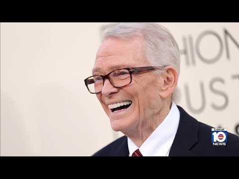 Fashion icon Bob Mackie passes away at 87 years old