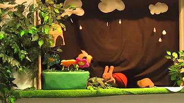 Puppet Show for Kids - Buzzy Bees on a Rainy Day