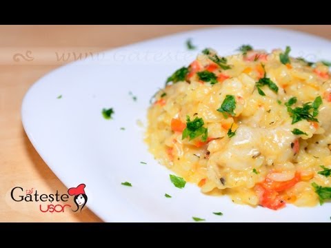 Video: Risotto Cu Pui și Legume