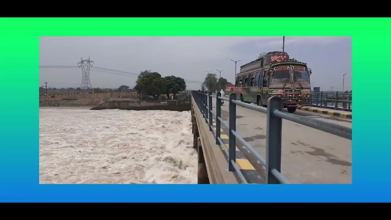 Dangerous view of Qadirabad baloki canal at qadirabad barrage punjab pakistan