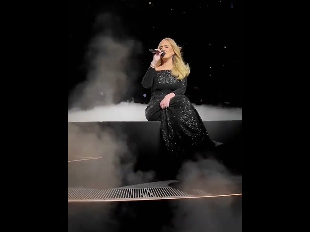 Adele Love in the dark Live class=