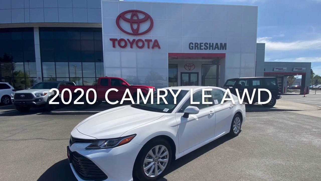 First impression 2020 Toyota Camry LE Awd - YouTube