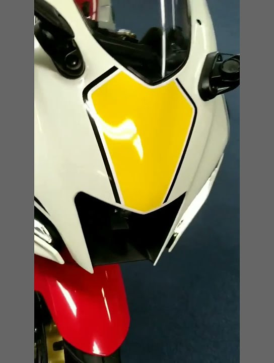 r15m-new-white-red-colour-indonesia-version-shorts-which-one-is
