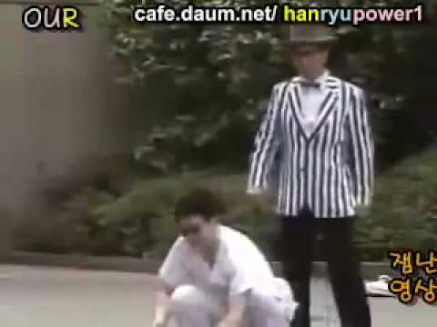 crazy-japanese-guy-scaring-people-:)