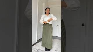 Download Lagu Styling a sweater skirt for winter. Rate my outfit on 1-10.-Shop all outfits link in bio LTK #ootd MP3