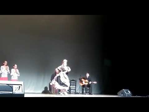 Lola Marquez flamenca