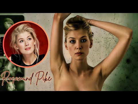 Rosamund Pike Shows Off Her Actual Size In A New Photo