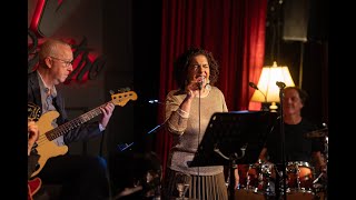 Fernanda Cunha and quartet live in Toronto -  Boca de leão