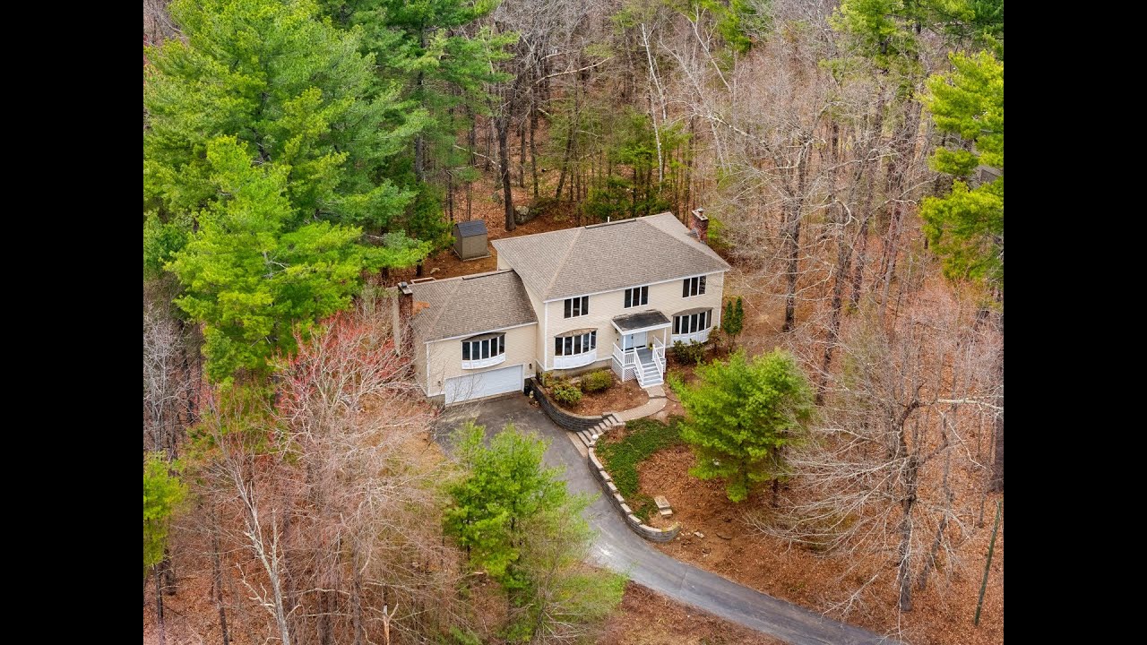 207 Hayden Road Hollis, NH | ColdwellBankerHomes.com