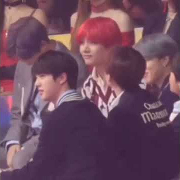 BTS V REACTION TO VCR OF TWICE SANA