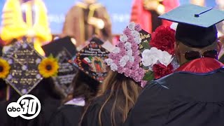 Thousands attend Fresno State&#39;s Chicano/Latino Commencement, special guest serves as keynote speaker