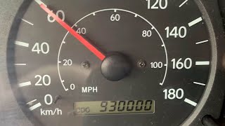 Ont. man looking to hit 1 million km on his 22-year old van
