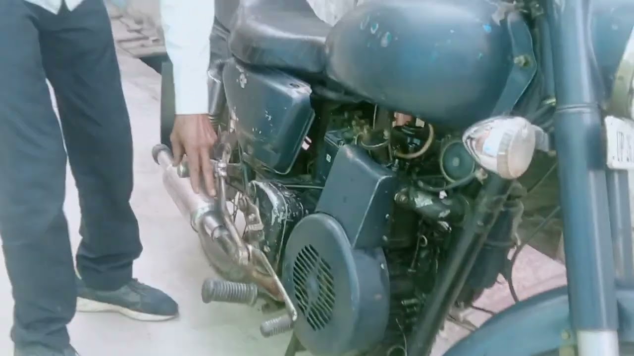 Royal Enfield bullet Diesel tauras sooraj old model Diesel engine bike ko kaise start karein  viral