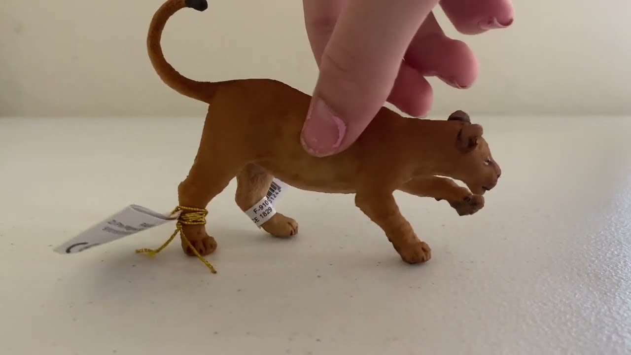 Papo young lioness figurine.