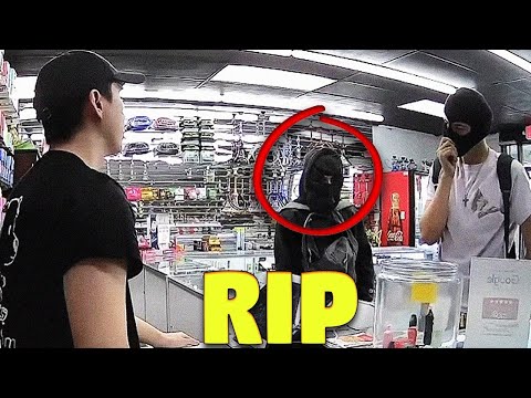 Young Las Vegas Pookies Learn The Truth About Trying To Rob A Store Owner WHO HAS A KNIFE