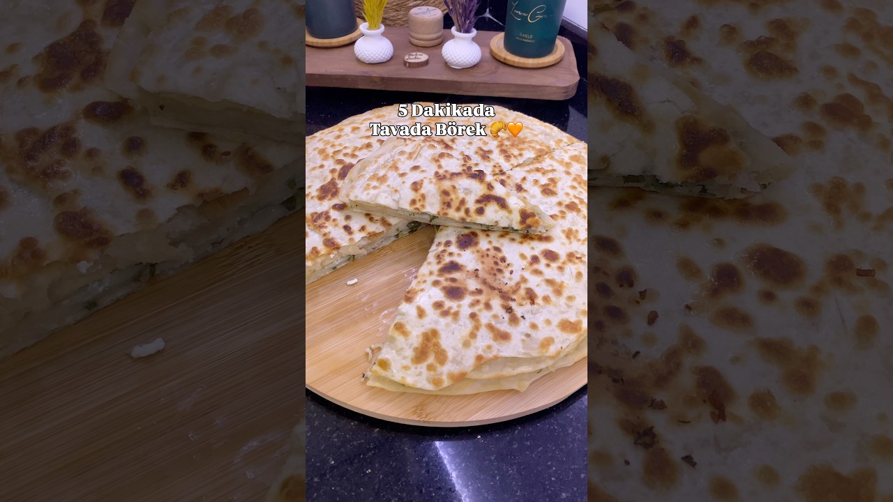 Tavada kolay börek tarifi 💛✨Tarif yorumlarda 🥰 İnstagram: lezzett.mutfagim