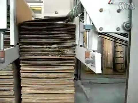 Auto stacker for corrugated cardboard