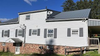 1128 Boulevard Street, Fairmont, WV Presented by Donna Dahl.