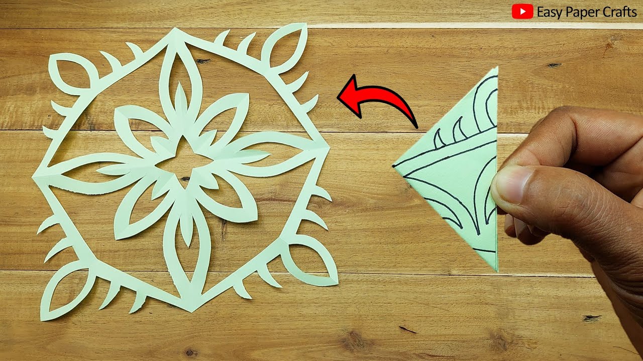 How to cut a traditional snowflake out of paper ❄ 