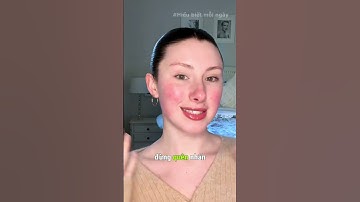 Tại sao một số người lại có lúm đồng tiền khi cười?