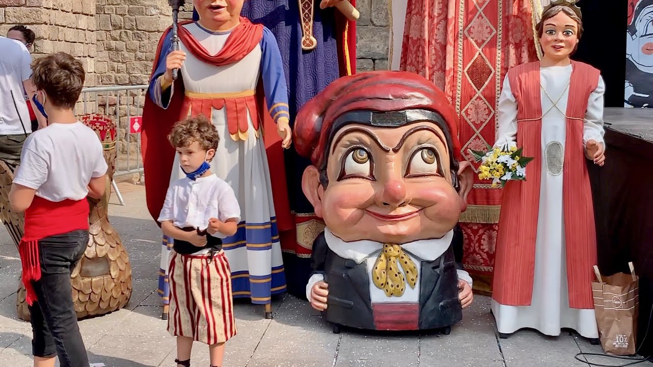 432 Festes de Sant Roc i la 40a Trobada i ball de Gegants Barcelona