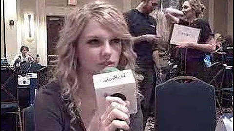 KCQ CMA Award Interviews - Taylor Swift