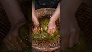 Pick a handful of fresh mulberry leaves, make a bowl of refreshing and chewy jelly. #prisonfood