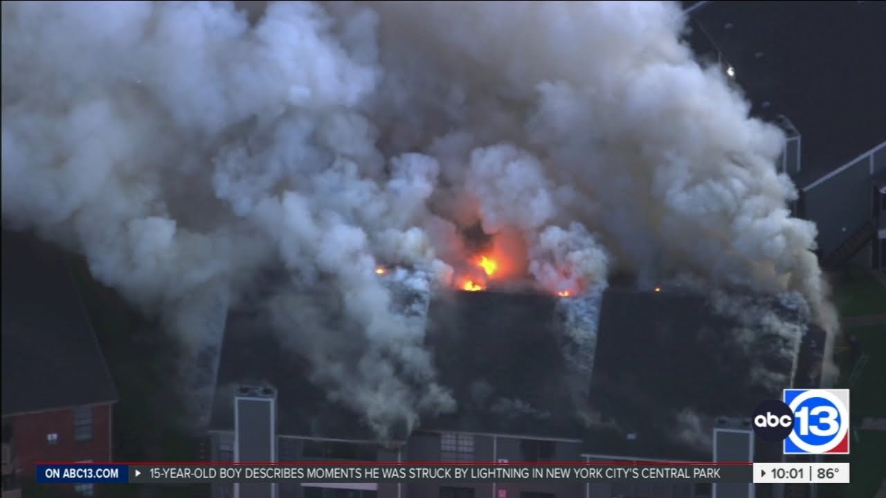 Several apartment units damaged in fire in southwest Houston, HFD says ...