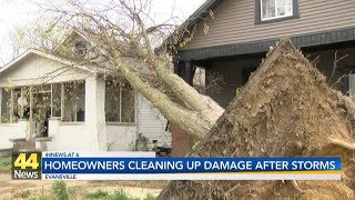 Evansville residents near south side experience heavy damage from storms