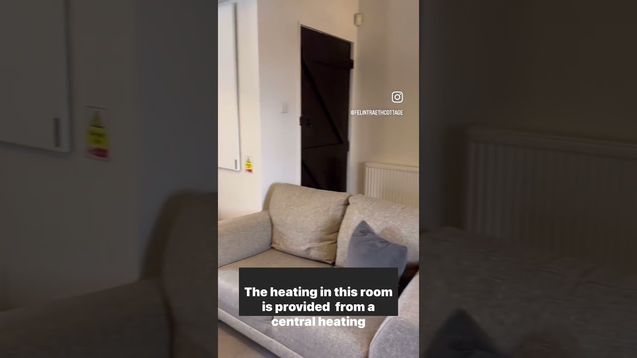 Lounge tour - Felin Traeth Cottage