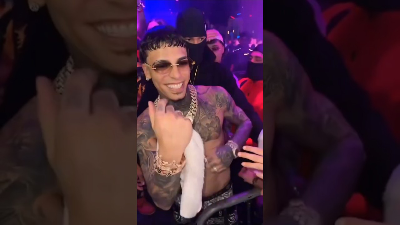 Luar la L llegando al party 