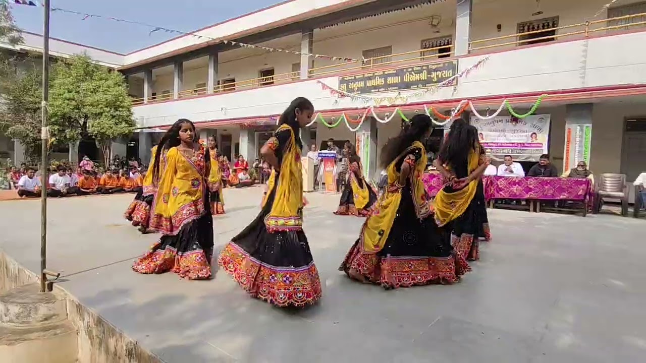 Dakla | Ramti Ave | Falu Anupam Primary School PMSHRI-Gujarat | 26 January 2026 |