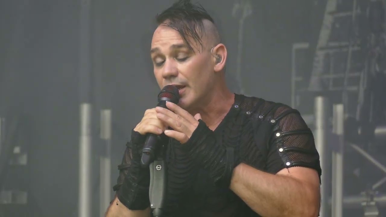 HELDMASCHINE: Hast Du Angst? - CASTLE ROCK Festival Mülheim - 2023-07-01