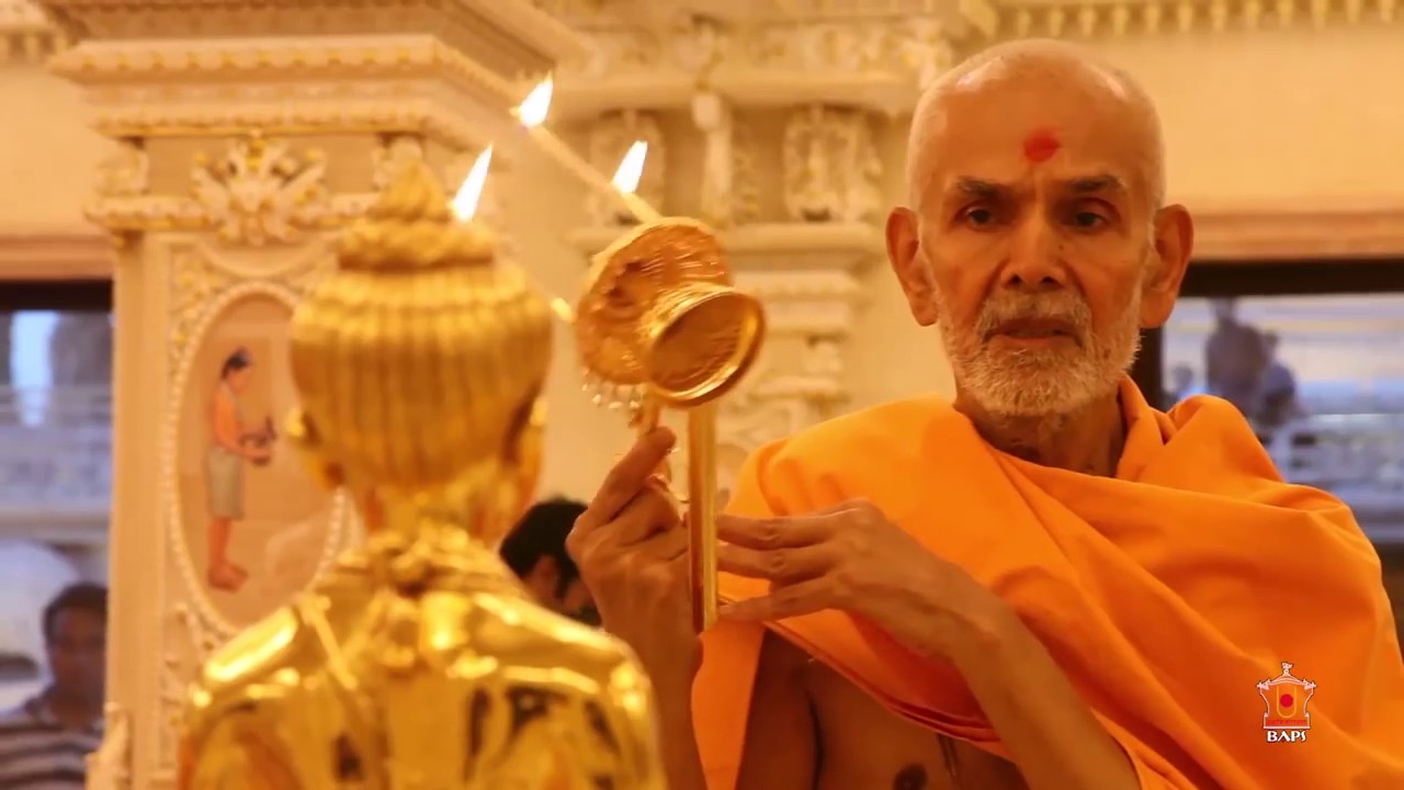  BAPS  AARTI  NEW HDH MAHANT SWAMI MAHARAJ 2021 YouTube