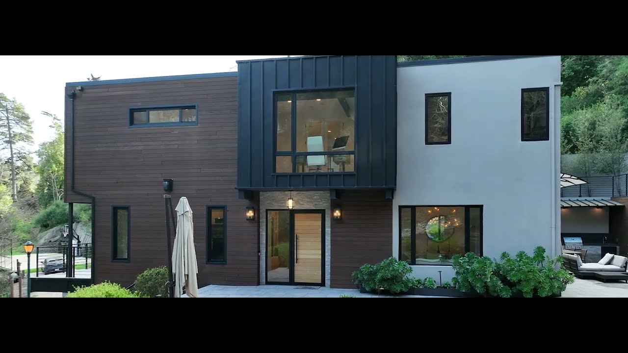 3 West Cir, Oakland – A Masterpiece of Modern Living