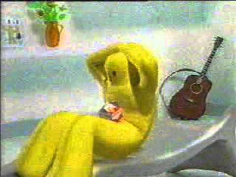香港廣告: 維記鮮奶(卡通人sit up)2001