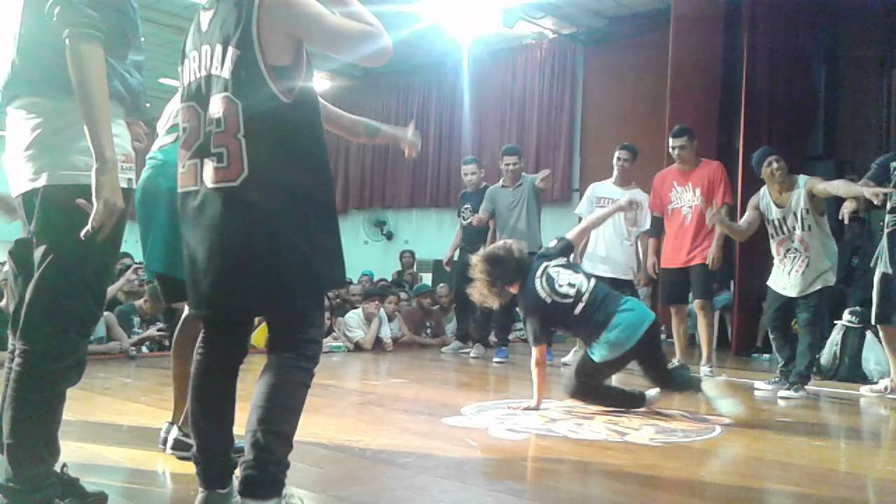 We Can do It Bgirls Vs Dynamic Breakers Master Crews 2014 - YouTube