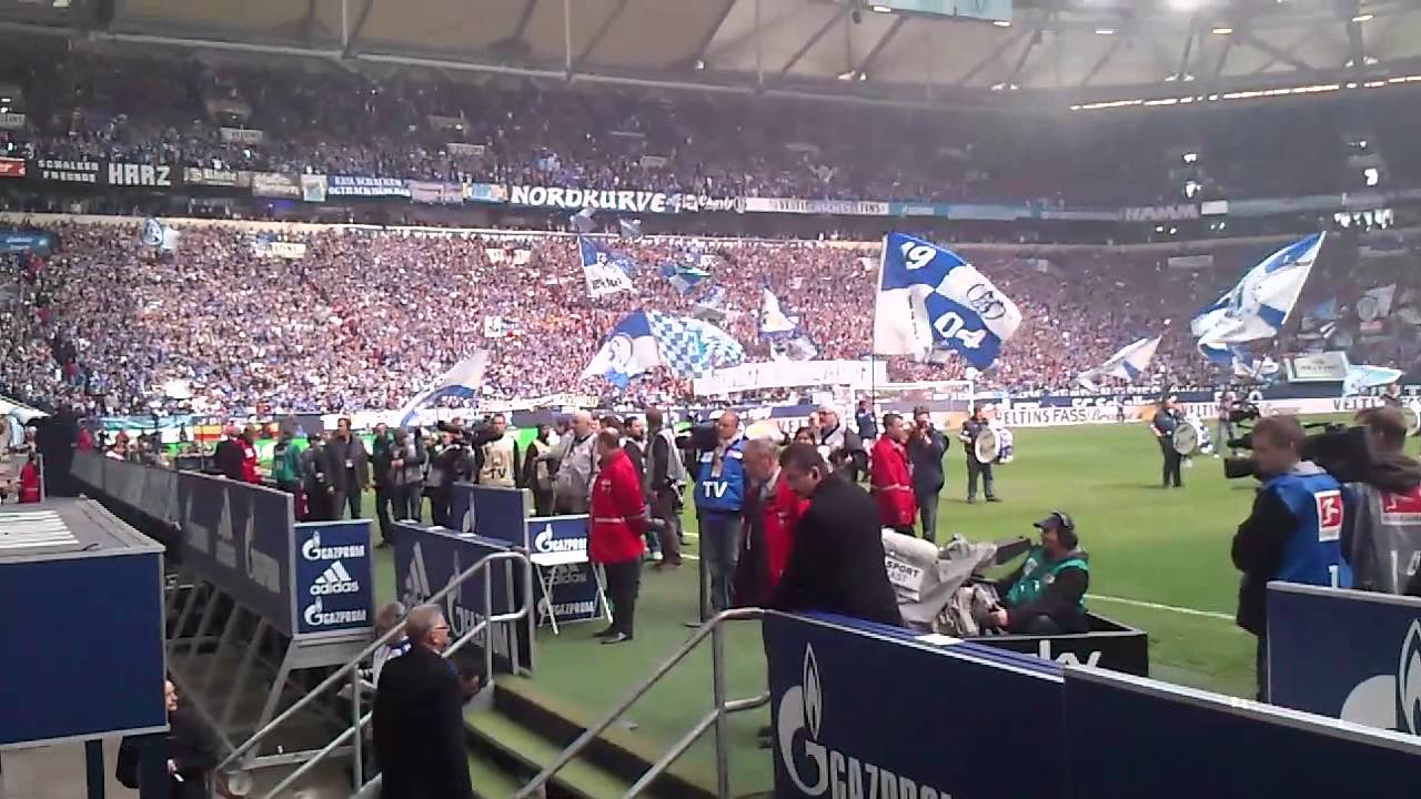 Fc Schalke 04 - Borussia Dortmund 14.04.2012 BxB S04 Derby Einlauf der Manschaften